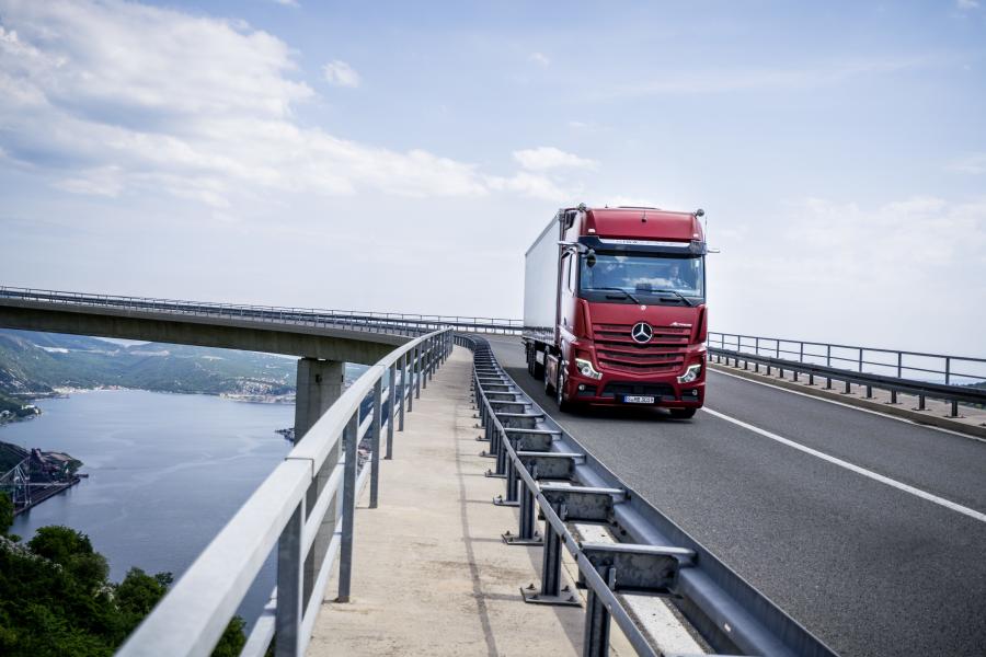 Mercedes-Benz Actros 1863 LS 4x2 (Br.963) 2018 года  (фото 35 из 60)